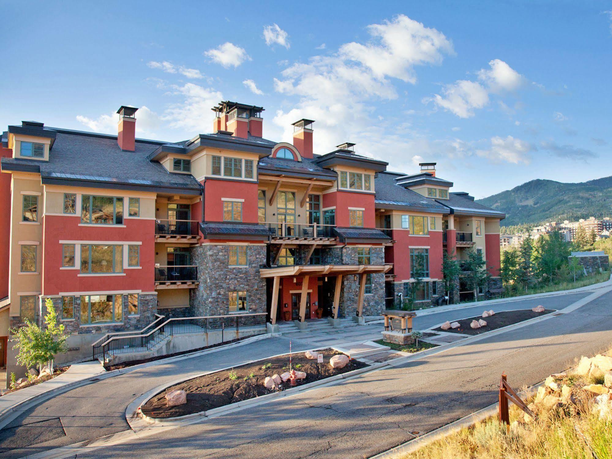 Raintree'S The Miners Club Park City Exterior photo